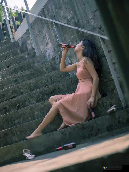 痴情女子：痴情女苦等 96533 号来电