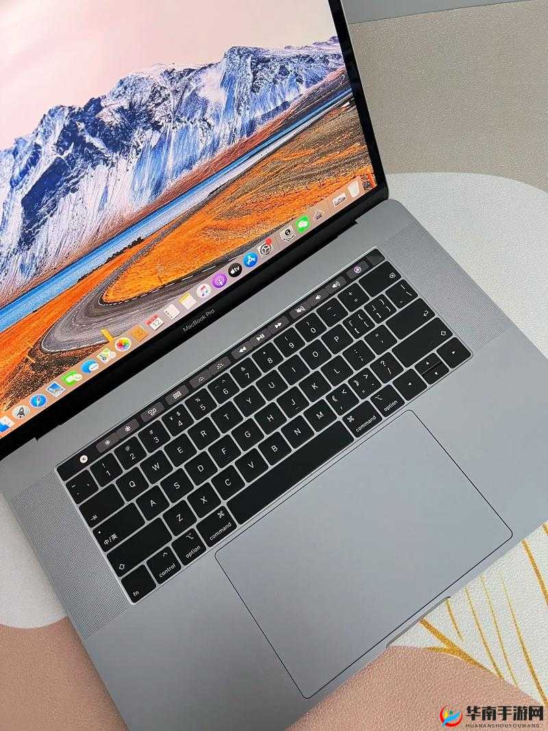 18 岁 macbookpro 高清功能仍然值得拥有：它的魅力