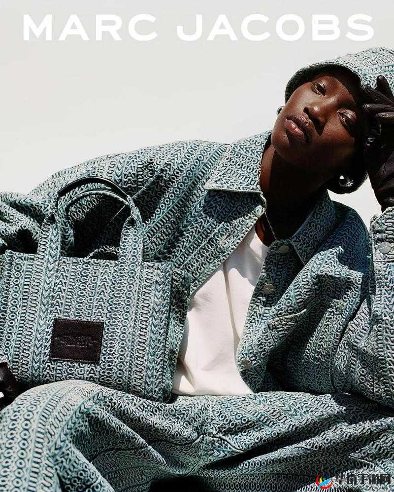 MARCJACOBS 是美国知名设计师品牌