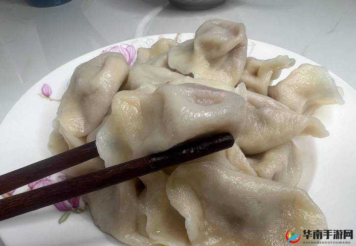 肉馅小水饺 po：鲜香可口的美食之旅
