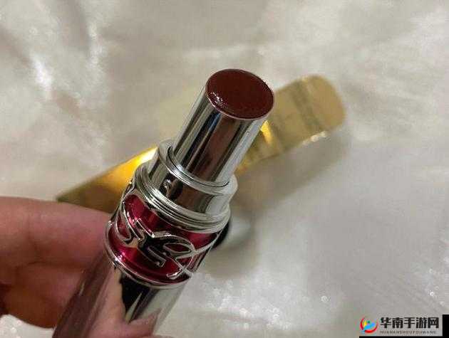 ysl 口红 7766：水蜜桃色号的甜蜜诱惑