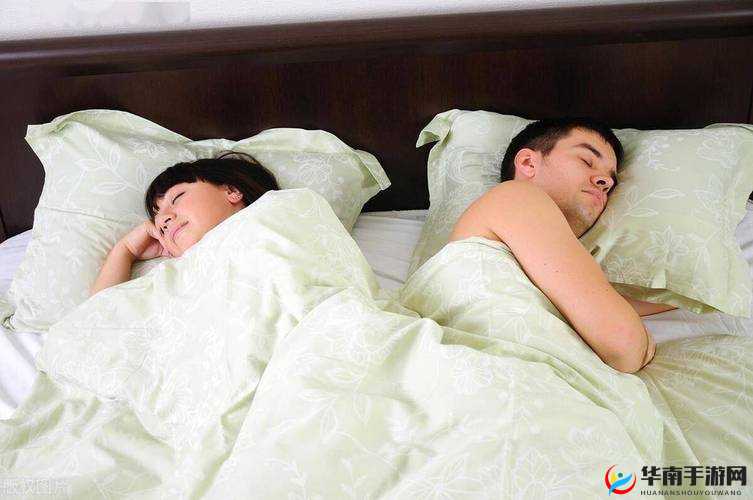 不得不爱 1v2 叶柒：精彩绝伦的情感纠葛