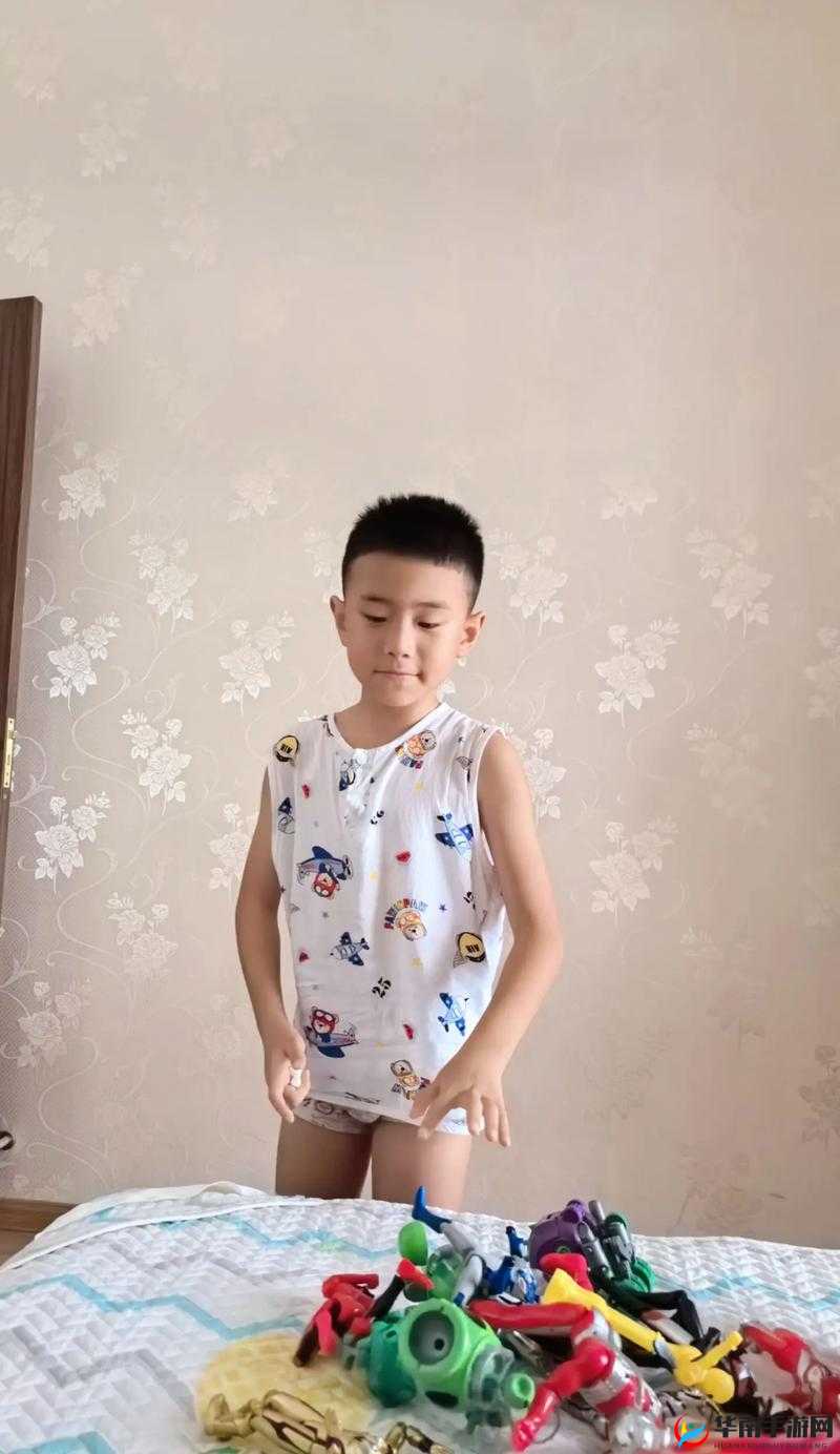 一小孩半夜吃坤风险（黄）：吃坏肚子险送命