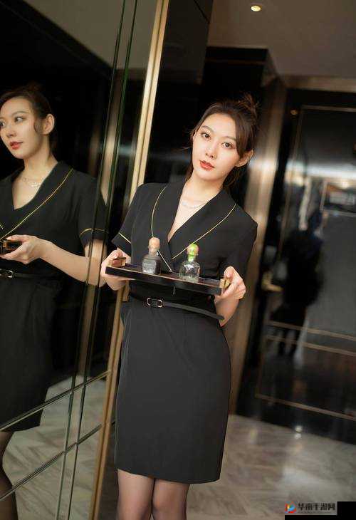 香艳职场极品销售客服：魅力无限的职场精英