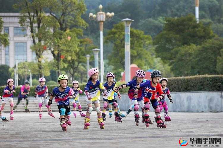 轮滑鞋免费，小孩与伙伴们畅享快乐时光