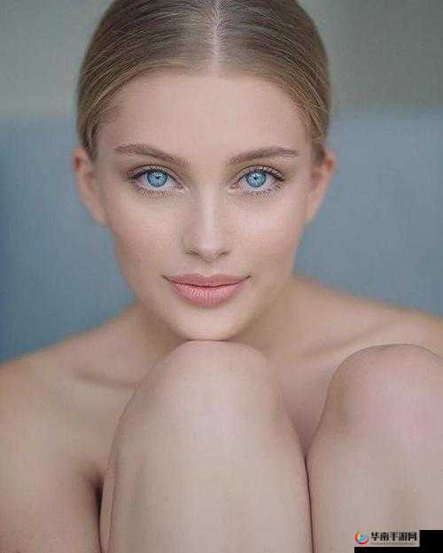 欧美毛耸耸的别样风情：探索时尚与性感的完美融合