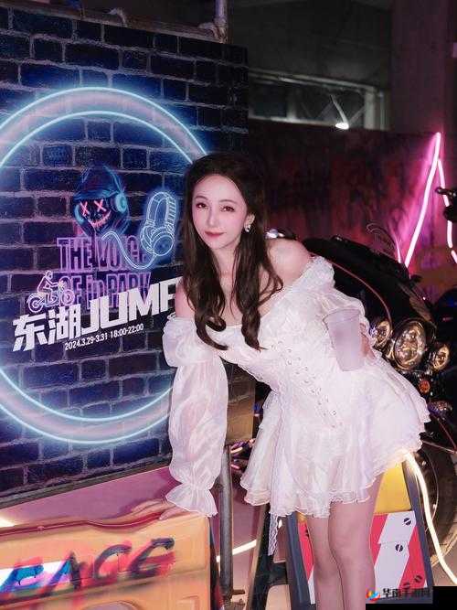 JAZZHIPHOP 女 RAPPER 网传可自由观影：一场关于音乐与自由的视听盛宴