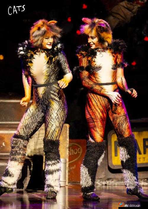 探索欧美黑人激情视频专区：深度解析文化背景与艺术表现，了解多样性与创意融合的魅力