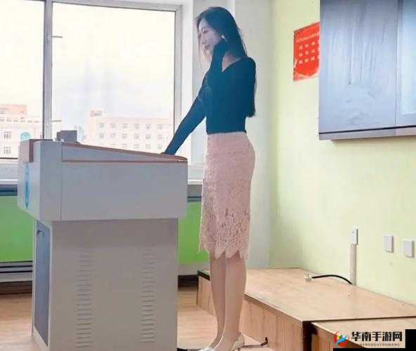 PORNO 日本老师 ND 是谁？她有哪些教学特点和风格？