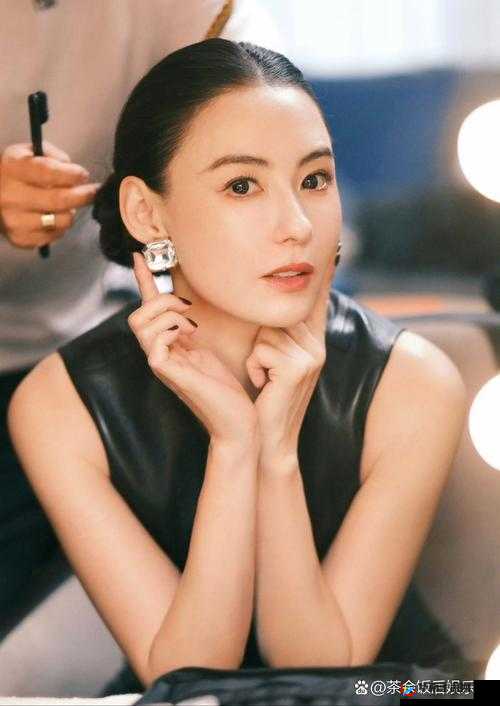 张柏芝在浙江杭州亮相Ready for Love节目，现场分享爱情观与生活感悟