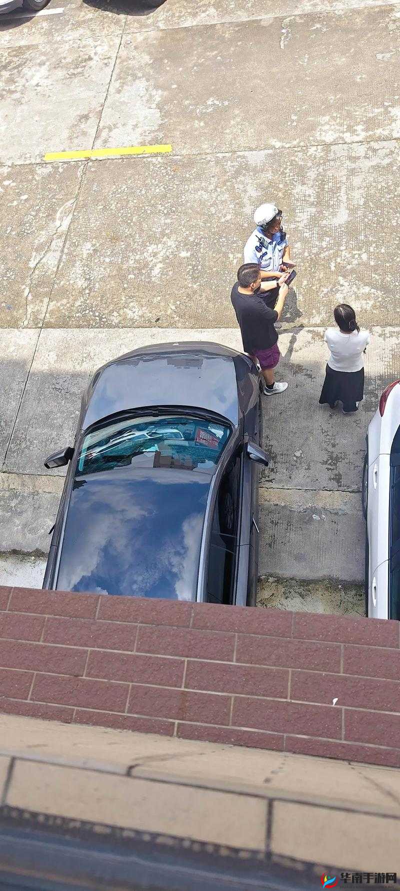 丈夫怀疑妻子偷人，大巴车上公然暴打：婚姻中最可怕的是什么？