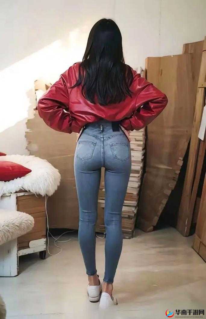 少妇的屁股在我身上扭来扭去高潮：揭秘现代都市情感中的身体语言与心理变化