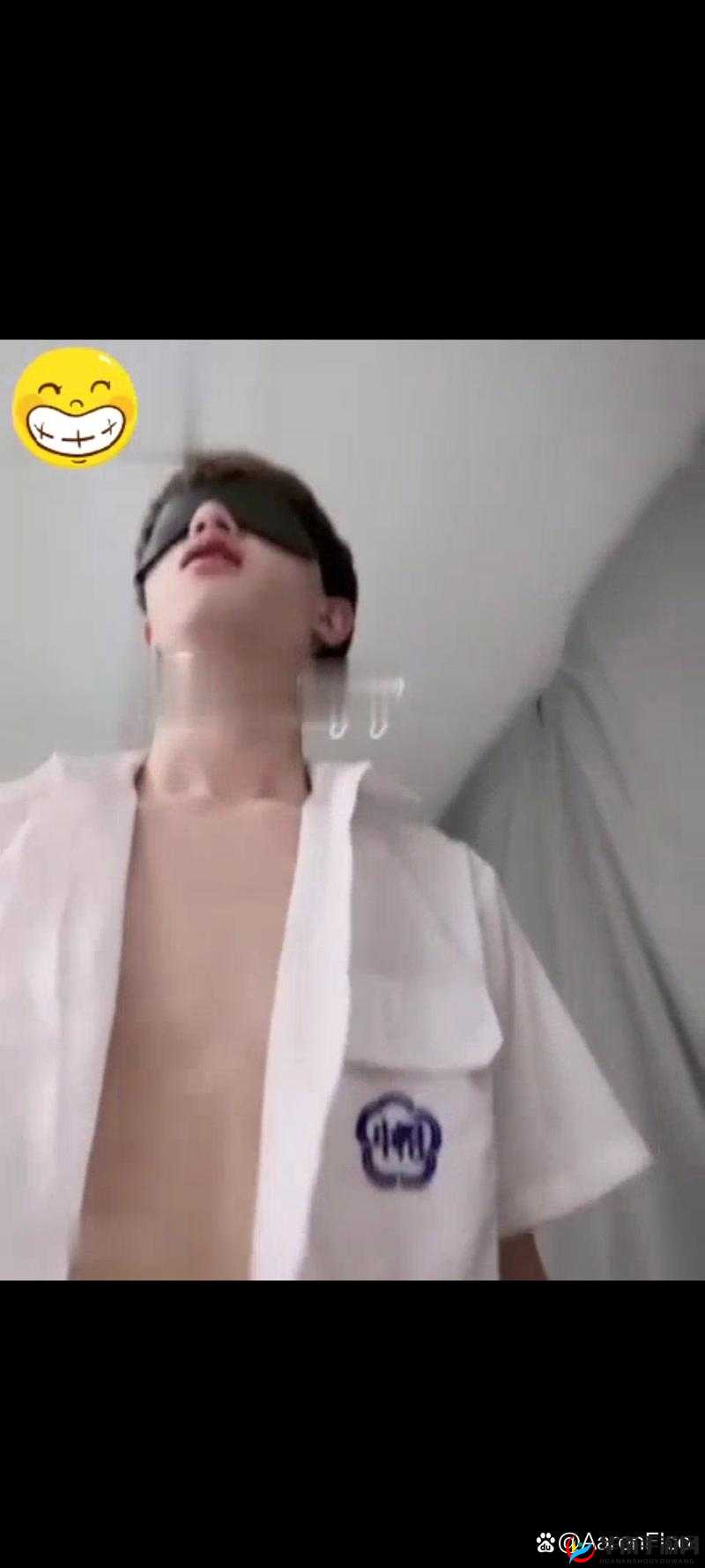 腹肌小鲜肉天台放烟花，究竟是浪漫之举还是违规行为？引热议腹肌小鲜肉天台放烟花，这背后隐藏着怎样的故事和情感纠葛？震惊腹肌小鲜肉竟在天台放烟花，他到底是为了什么？